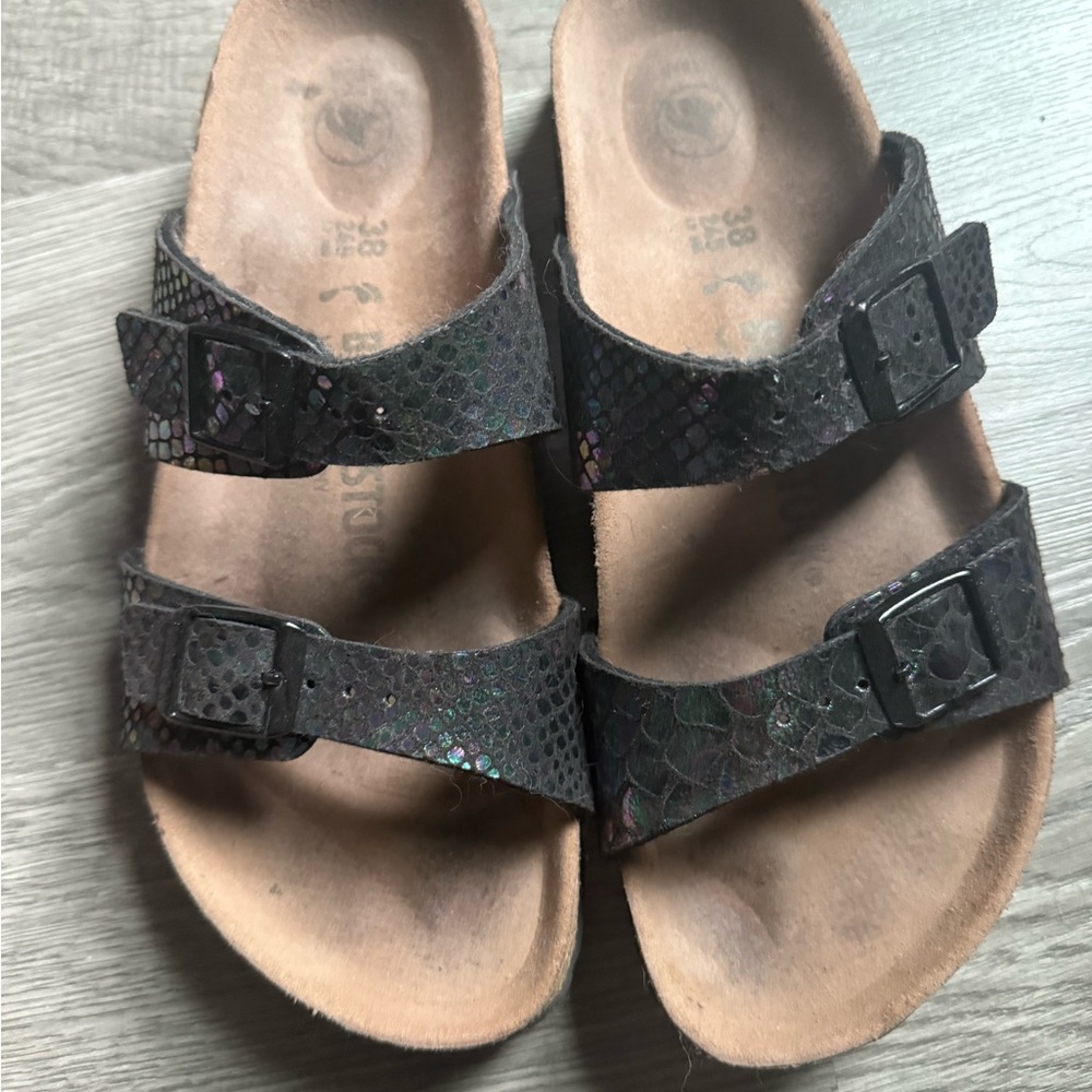 Birkenstock women's Iridescent Black Sandals
